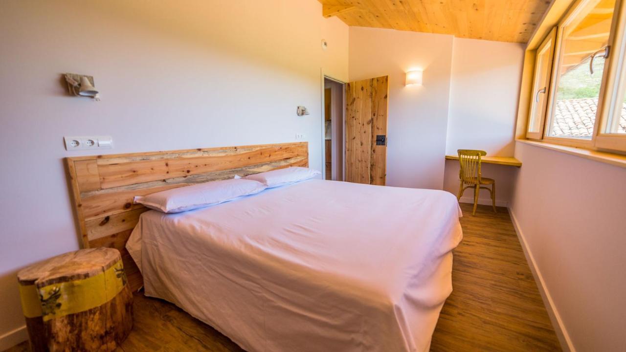 Eco-Apartaments Cal Rossa de Taús Exterior foto