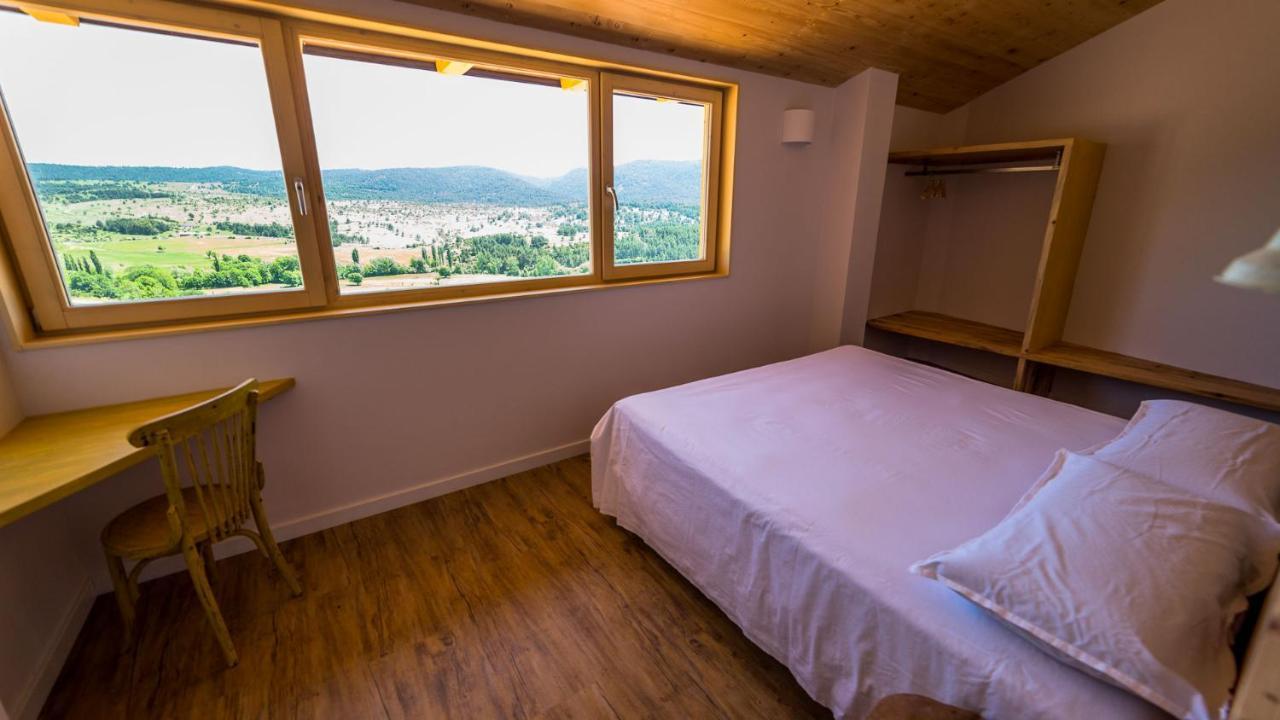 Eco-Apartaments Cal Rossa de Taús Exterior foto